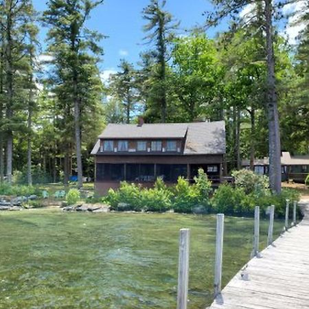 Meredith Lakefront Lodge On Lake Winnipesaukee Buitenkant foto