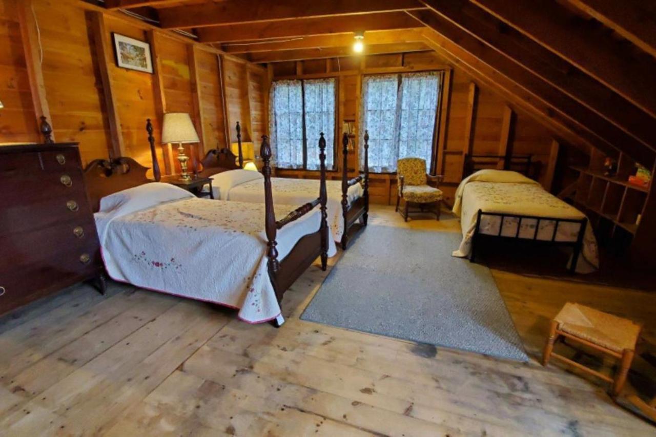 Meredith Lakefront Lodge On Lake Winnipesaukee Buitenkant foto